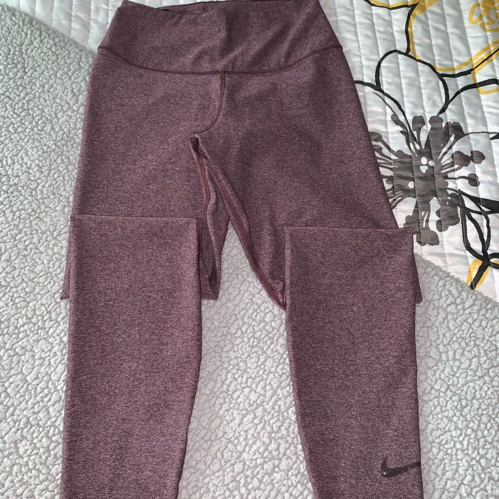 Nike leggings